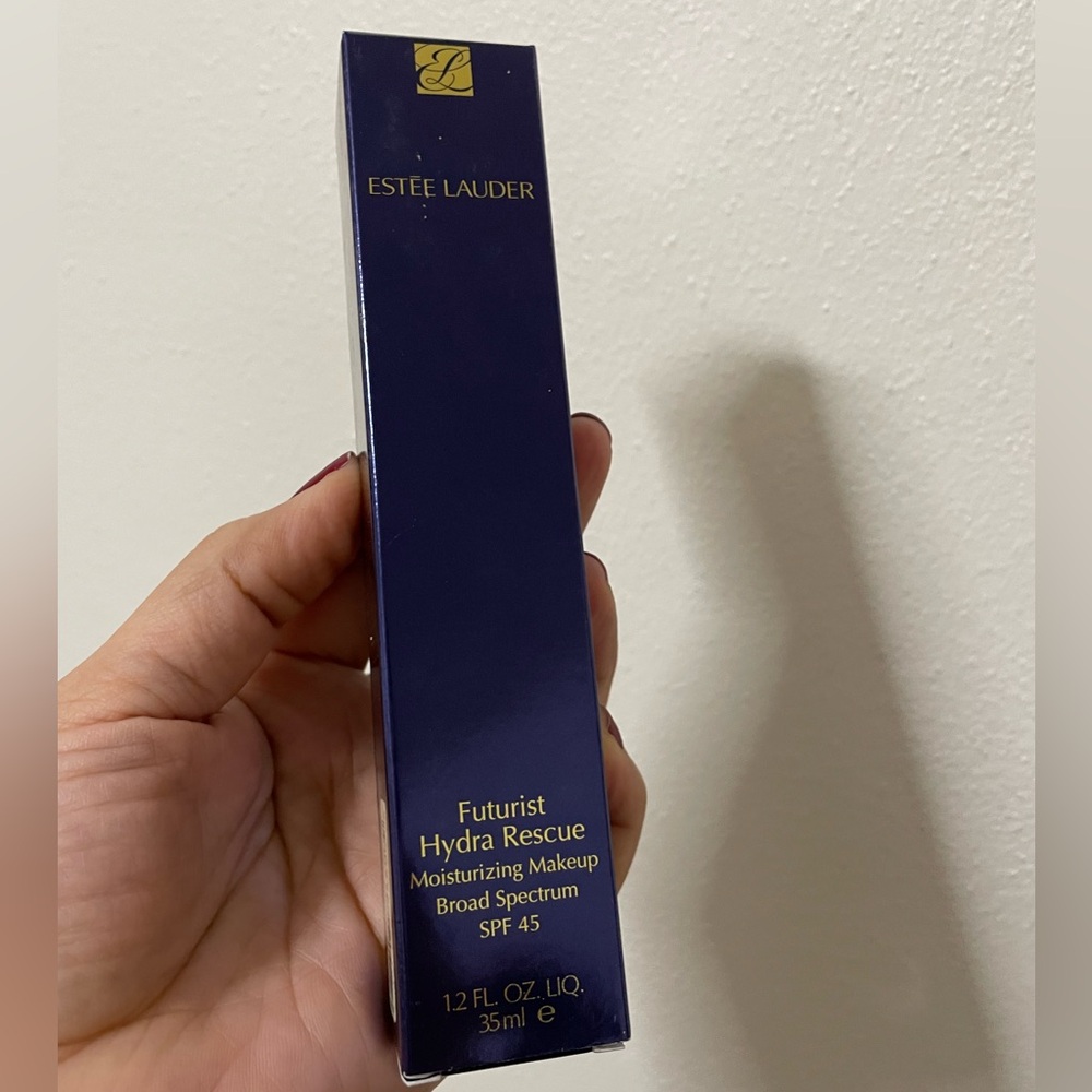 2N1 Estée Lauder Futurist Hydra Rescue Makeup